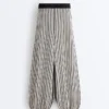 Pantalon bouffant en maille rayée