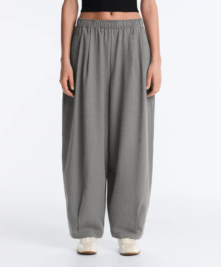 Pantalon bouffant en mélange de lyocell à carreaux vichy Pantalon bouffant en mélange de lyocell à carreaux vichy