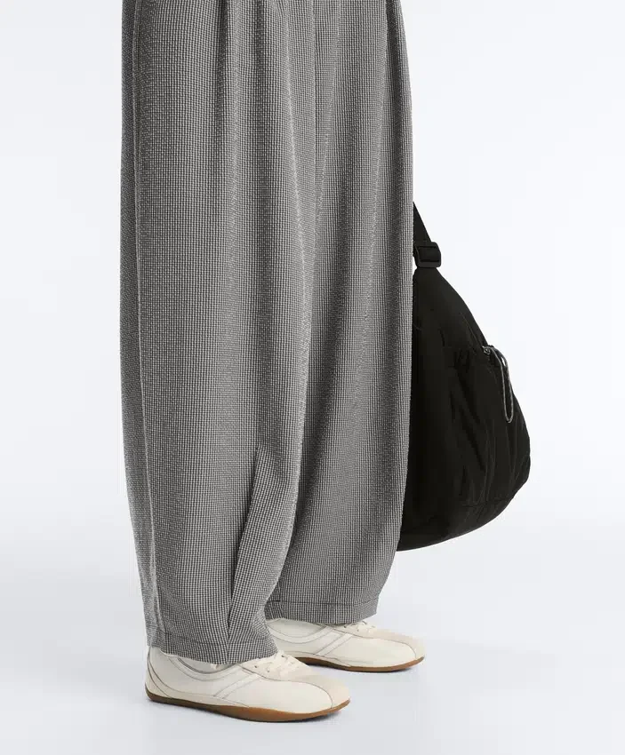Pantalon bouffant en mélange de lyocell à carreaux vichy Pantalon bouffant en mélange de lyocell à carreaux vichy