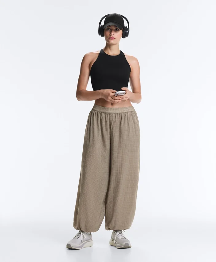 Pantalon bouffant technique à carreaux Pantalon bouffant technique à carreaux