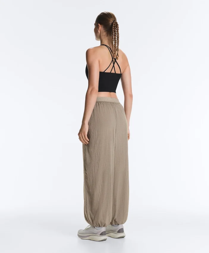 Pantalon bouffant technique à carreaux Pantalon bouffant technique à carreaux