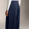 Pantalon cocon avec plis latéraux et modal brossé Pantalon cocon avec plis latéraux et modal brossé