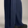 Pantalon cocon avec plis latéraux et modal brossé Pantalon cocon avec plis latéraux et modal brossé