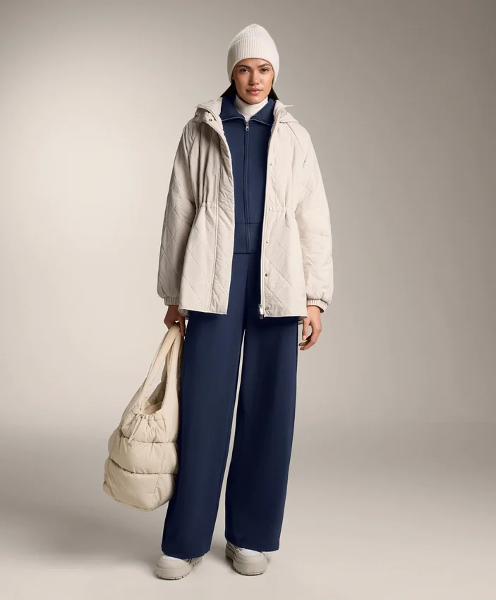 Pantalon cocon avec plis latéraux et modal brossé Pantalon cocon avec plis latéraux et modal brossé