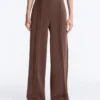 Pantalon à coupe droite en modal Soft Touch avec passepoil Pantalon à coupe droite en modal Soft Touch avec passepoil