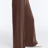 Pantalon à coupe droite en modal Soft Touch avec passepoil Pantalon à coupe droite en modal Soft Touch avec passepoil