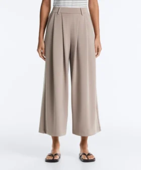 Pantalon court à jambes larges et au toucher Soft Touch, en modal et à plis