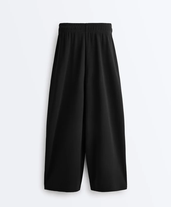 Pantalon court à jambes larges et toucher Soft Touch avec modal Pantalon court à jambes larges et toucher Soft Touch avec modal