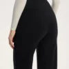 Pantalon de grossesse chaud à coupe droite Pantalon de grossesse chaud à coupe droite