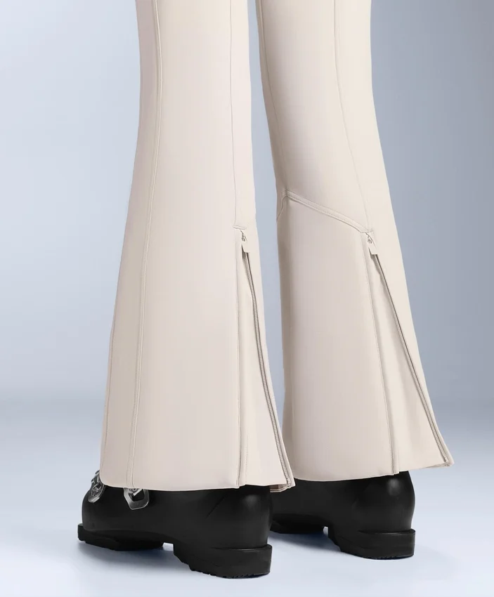 Pantalon de ski stretch évasé à taille haute et résistant à l’eau Pantalon de ski stretch évasé à taille haute et résistant à l’eau