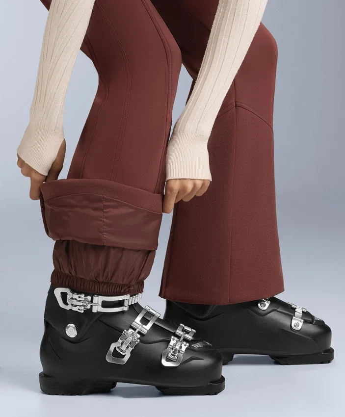 Pantalon de ski stretch évasé à taille haute et résistant à l’eau Pantalon de ski stretch évasé à taille haute et résistant à l’eau