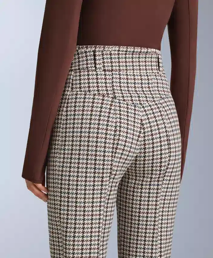 Pantalon de ski stretch évasé à taille haute, imprimé et résistant à l’eau Pantalon de ski stretch évasé à taille haute, imprimé et résistant à l’eau