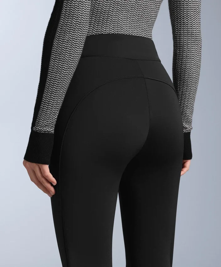 Pantalon de ski évasé extensible et imperméable Pantalon de ski évasé extensible et imperméable