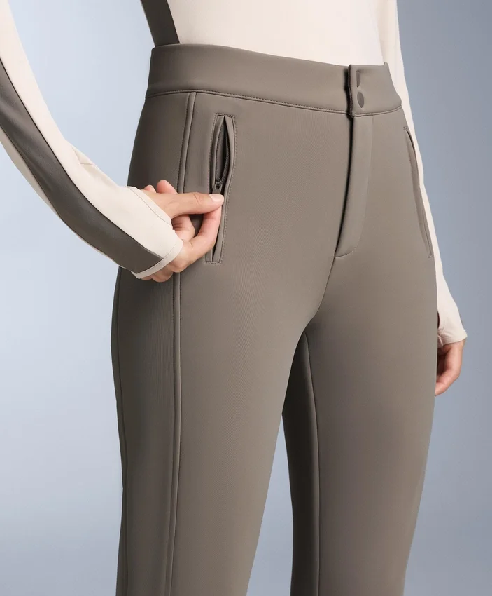 Pantalon de ski évasé extensible et imperméable Pantalon de ski évasé extensible et imperméable