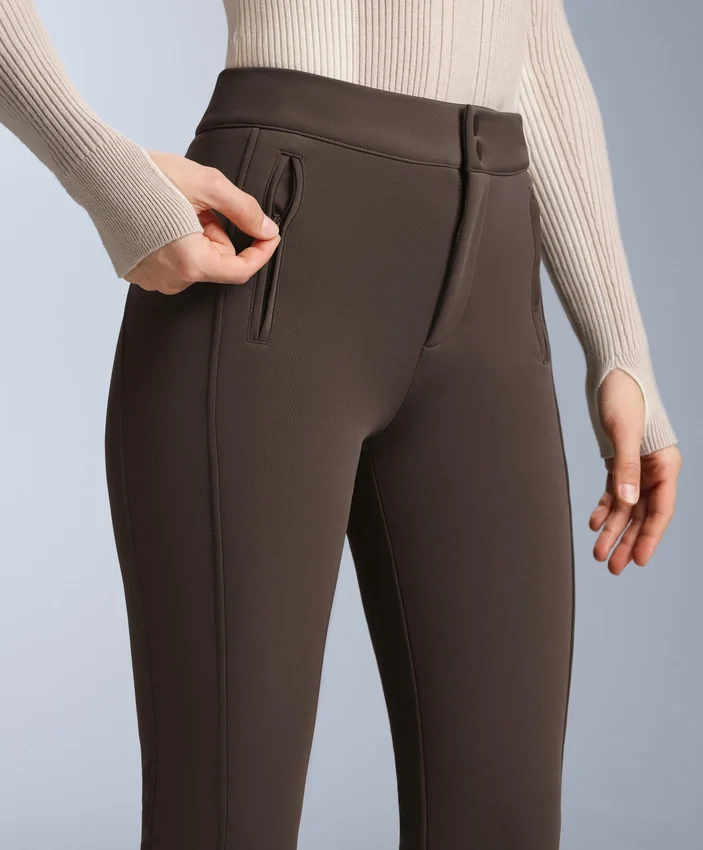 Pantalon de ski évasé extensible et imperméable Pantalon de ski évasé extensible et imperméable