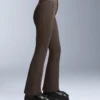 Pantalon de ski évasé extensible et imperméable Pantalon de ski évasé extensible et imperméable