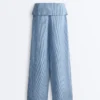 Pantalon droit 100 % lin avec ourlet retourné Pantalon droit 100 % lin avec ourlet retourné