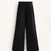 Pantalon droit avec boutons et bord-côte en modal Soft Touch Pantalon droit avec boutons et bord-côte en modal Soft Touch