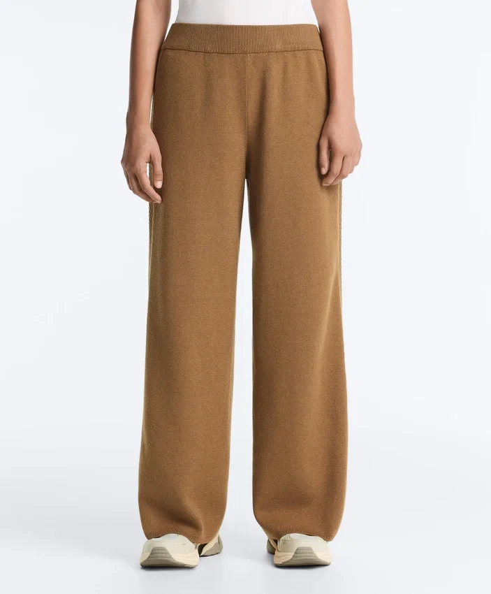 Pantalon droit avec structure tricotée sur les côtés Pantalon droit avec structure tricotée sur les côtés