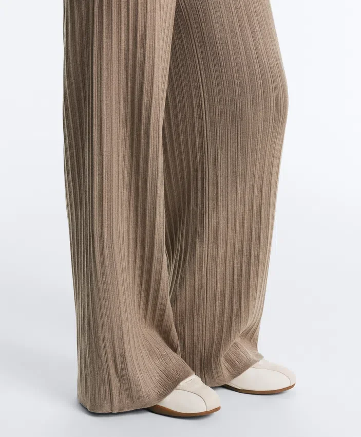 Pantalon droit en maille côtelée Pantalon droit en maille côtelée