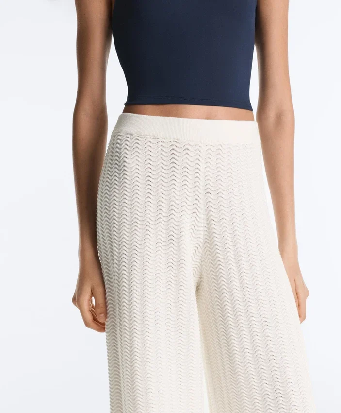 Pantalon droit en maille ondulée Pantalon droit en maille ondulée
