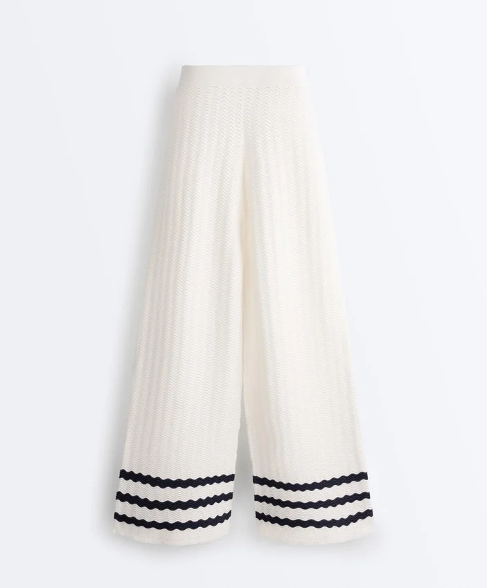 Pantalon droit en maille ondulée Pantalon droit en maille ondulée