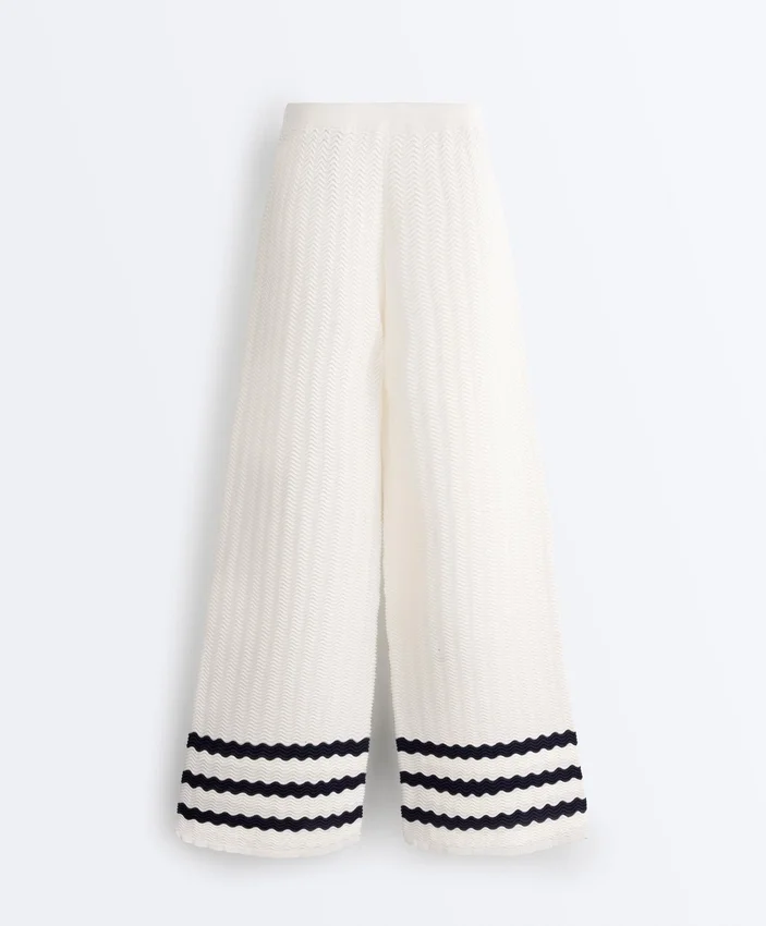 Pantalon droit en maille ondulée Pantalon droit en maille ondulée