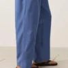 Pantalon droit en mélange de lyocell et 24 % de lin Pantalon droit en mélange de lyocell et 24 % de lin