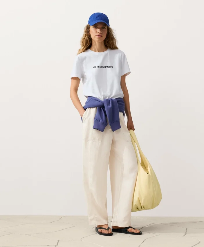 Pantalon droit en mélange de lyocell et 24 % de lin Pantalon droit en mélange de lyocell et 24 % de lin