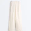 Pantalon droit en mélange de lyocell et 24 % de lin Pantalon droit en mélange de lyocell et 24 % de lin