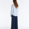 Pantalon droit en sergé avec bande latérale Pantalon droit en sergé avec bande latérale