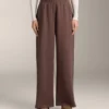 Pantalon droit à jambes larges en modal brossé Pantalon droit à jambes larges en modal brossé
