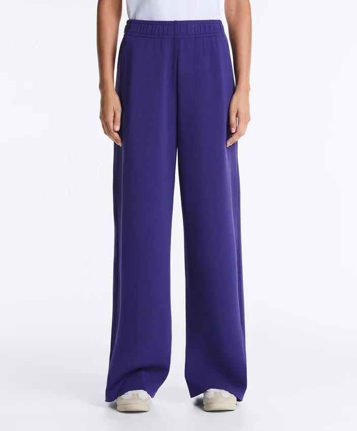 Pantalon droit à jambes larges en modal brossé Pantalon droit à jambes larges en modal brossé