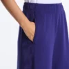 Pantalon droit à jambes larges en modal brossé Pantalon droit à jambes larges en modal brossé