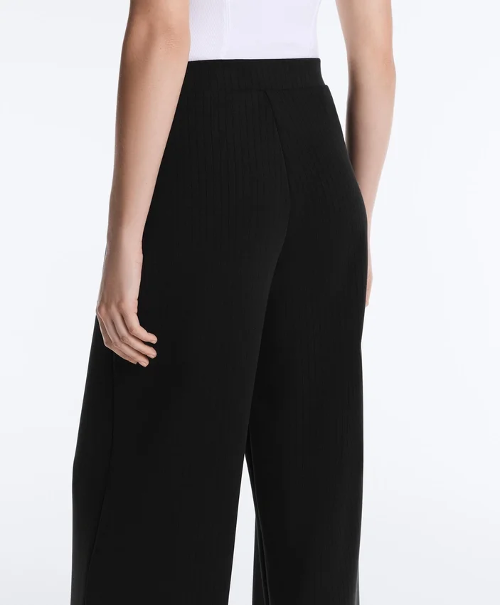 Pantalon droit à rayures en modal Soft Touch Pantalon droit à rayures en modal Soft Touch