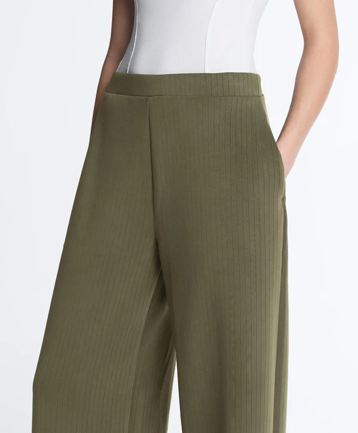 Pantalon droit à rayures en modal Soft Touch Pantalon droit à rayures en modal Soft Touch