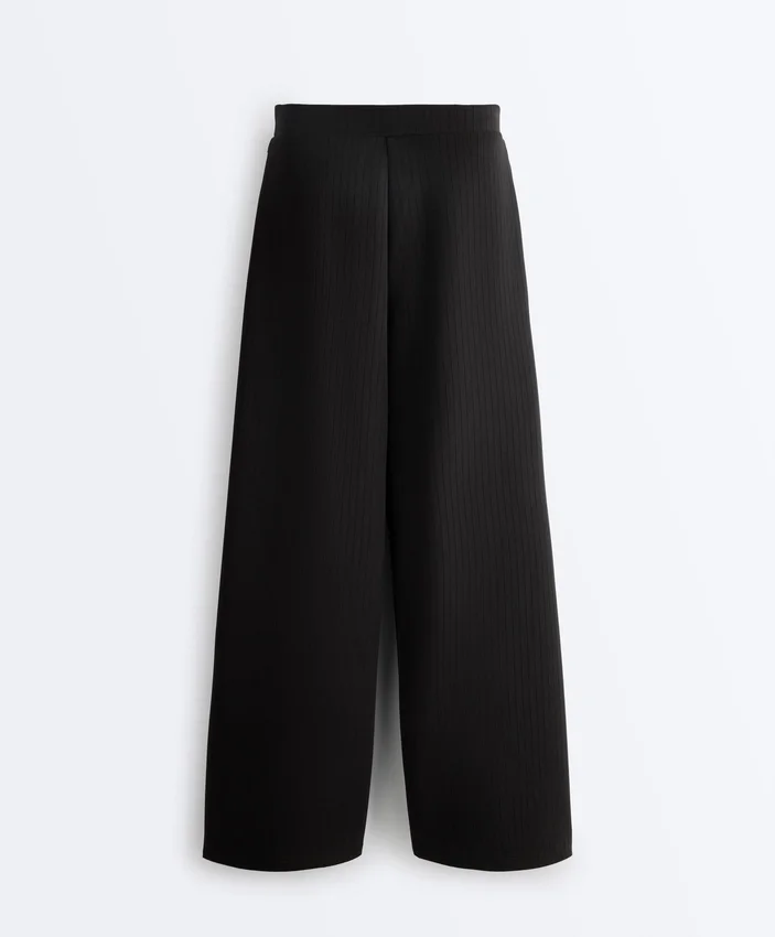 Pantalon droit à rayures en modal Soft Touch Pantalon droit à rayures en modal Soft Touch