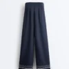 Pantalon en modal Soft Touch avec rayures marinières Pantalon en modal Soft Touch avec rayures marinières