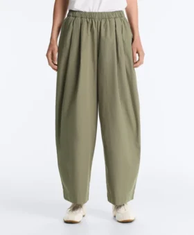 Pantalon fuselé à plis 100 % coton