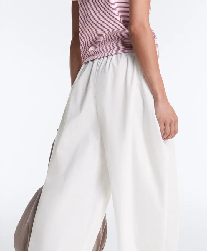 Pantalon fuselé à plis 100 % coton Pantalon fuselé à plis 100 % coton