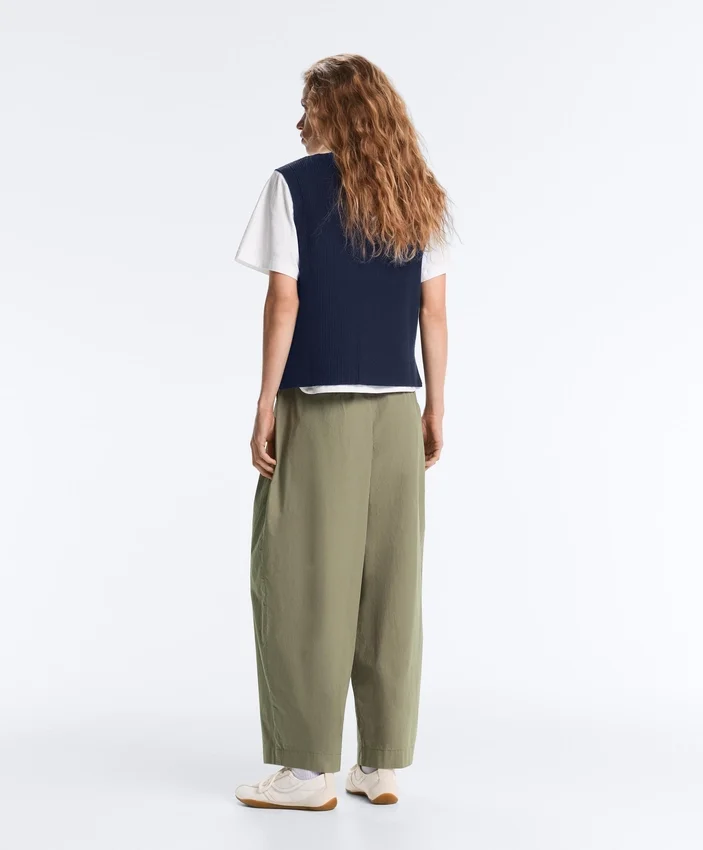 Pantalon fuselé à plis 100 % coton Pantalon fuselé à plis 100 % coton