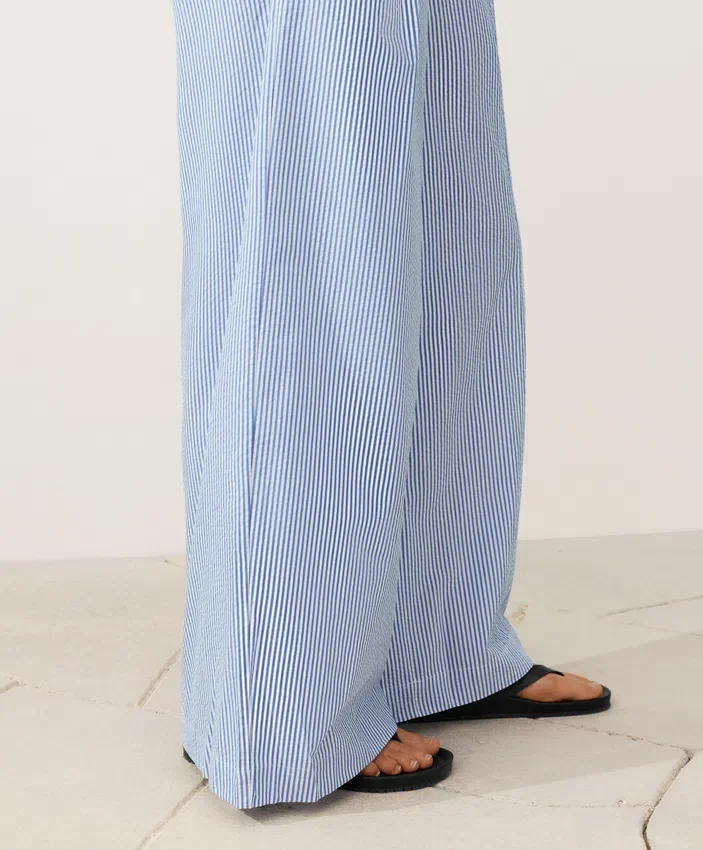 Pantalon à jambes larges en coton mélangé à rayures Pantalon à jambes larges en coton mélangé à rayures