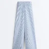 Pantalon à jambes larges en coton mélangé à rayures Pantalon à jambes larges en coton mélangé à rayures