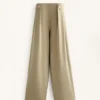 Pantalon à jambes larges en modal Soft Touch avec plis à la taille Pantalon à jambes larges en modal Soft Touch avec plis à la taille