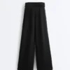 Pantalon à jambes larges en modal Soft Touch avec plis à la taille Pantalon à jambes larges en modal Soft Touch avec plis à la taille