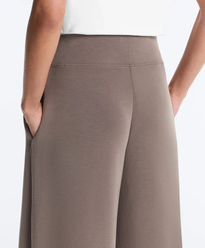 Pantalon à jambes larges en modal Soft Touch avec taille corset Pantalon à jambes larges en modal Soft Touch avec taille corset
