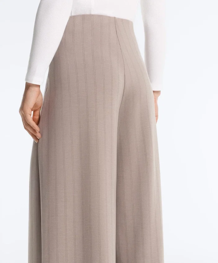 Pantalon à jambes larges rayé en modal Soft Touch Pantalon à jambes larges rayé en modal Soft Touch
