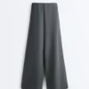 Pantalon à jambes larges Soft Touch, avec plis sur les côtés et en modal Pantalon à jambes larges Soft Touch, avec plis sur les côtés et en modal