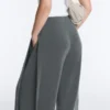 Pantalon à jambes larges Soft Touch, avec plis sur les côtés et en modal Pantalon à jambes larges Soft Touch, avec plis sur les côtés et en modal