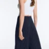 Pantalon à jambes larges Soft Touch, avec plis sur les côtés et en modal Pantalon à jambes larges Soft Touch, avec plis sur les côtés et en modal